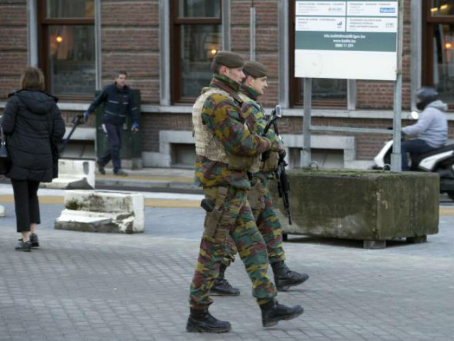 Vojska na ulicama Brisela - Foto: AP