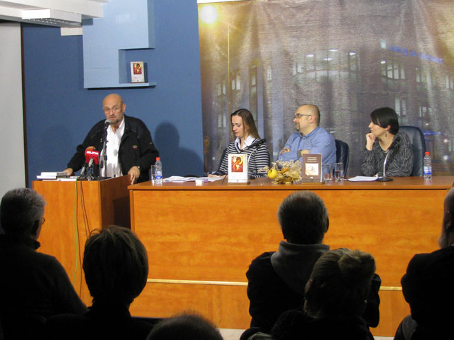 Promovisan novi roman Branka Brđanina Bajovića "Arhistrateg, činonačalnik - Put u vrijeme smrti" - Foto: SRNA