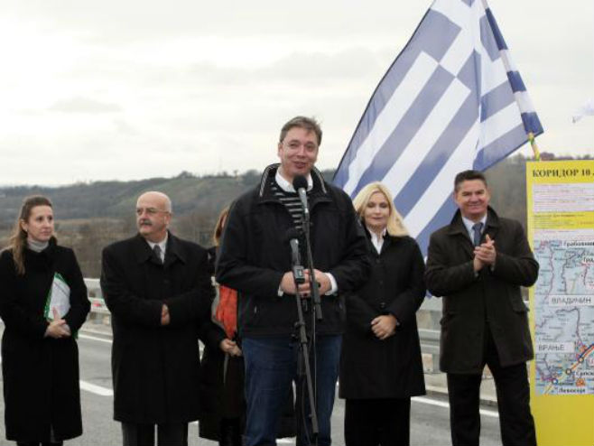 Vučić na otvaranju dionice autoputa - Foto: TANЈUG