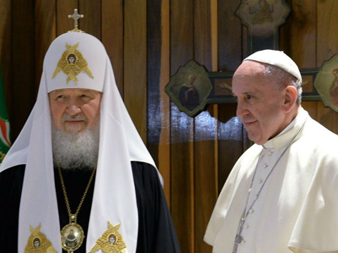 Patrijarh Kiril i papa Franjo (foto: © Sputnik/ Sergeй Pяtakov) - 