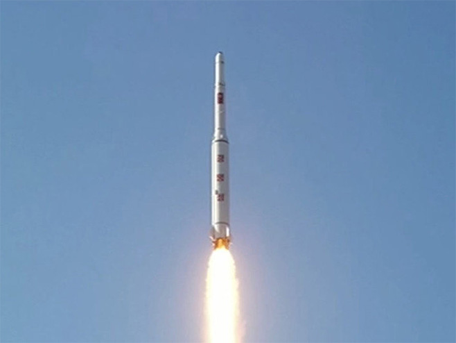 Balistička raketa Sjeverne Koreje (Foto: TV Sjeverna Koreja / screenshot) - 
