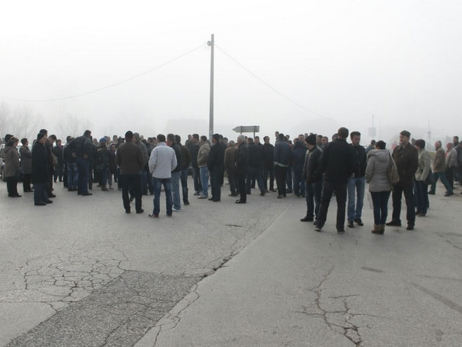 Radnici Krivaje blokirali Zavidoviće (arhiva) - Foto: klix.ba