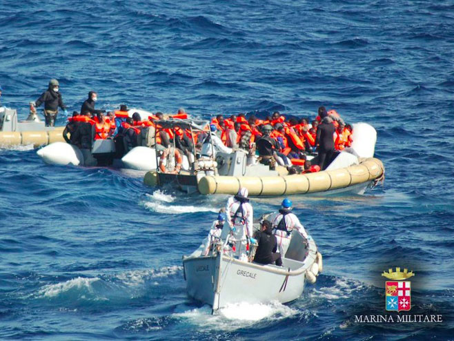Spašavanje migranata (Foto:  Twitter) - 