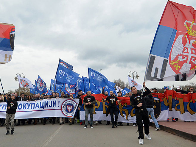 Protest protiv NATO–a: „Za slobodnu i suverenu Srbiju!“ (foto: rs.sputniknews.com/) - 