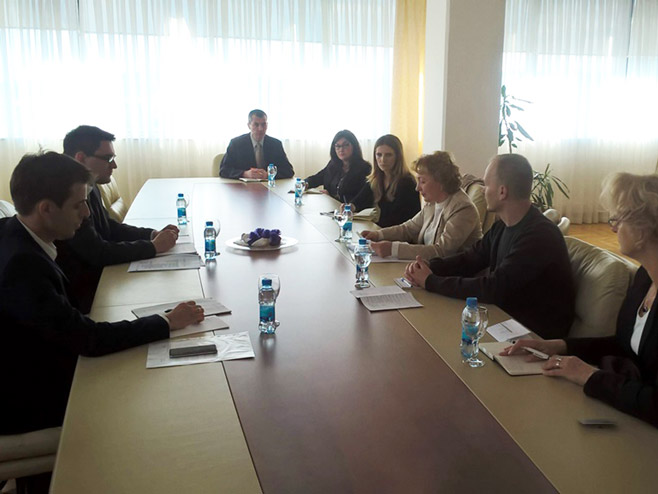 Sastanak sa predstavnicima UNFP-a u BiH - Foto: SRNA