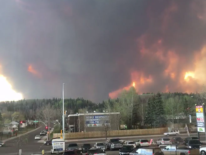 Kanada: Požar - Foto: Screenshot