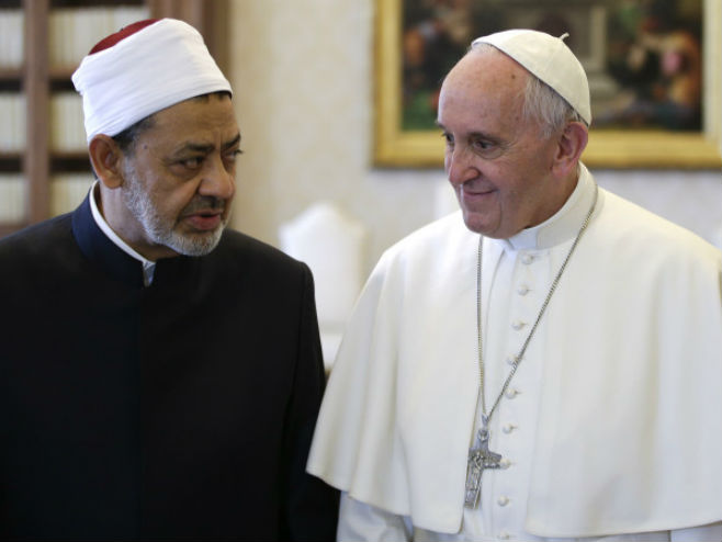 Papa Franjo i Ahmed el-Tajib - Foto: AP