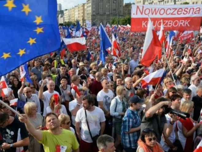 Protesti u Varšavi (Arhiv) - Foto: AFP