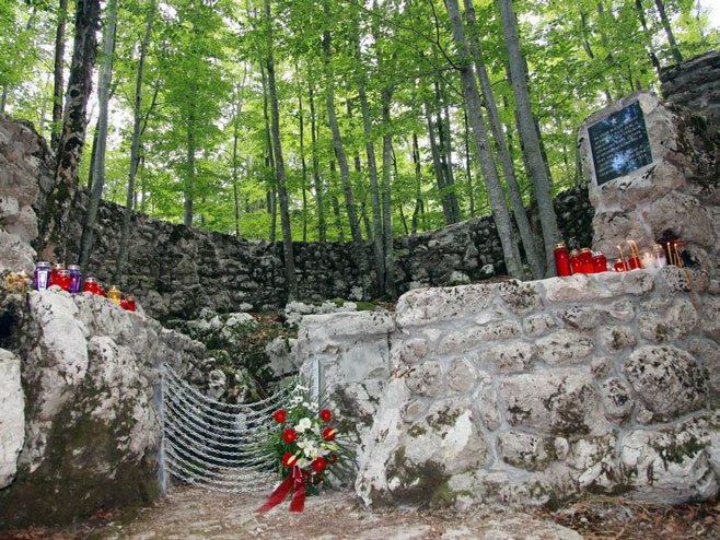 Šaranova jama (foto: www.panoramio.com) - 