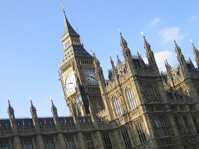 Britanski parlament (Foto: Flickr/ Iain Farrell) - 