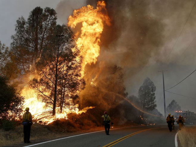 Kalifornija - veliki požar (Foto:voanews.com) - 