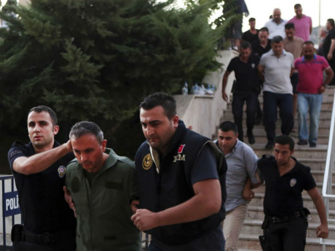 Hapšenja u Turskoj nakon neuspjelog puča - Foto: AP