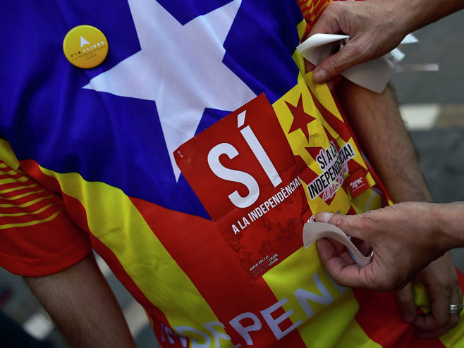 Pristalice otcjepljenja Katalonije - Foto: AP