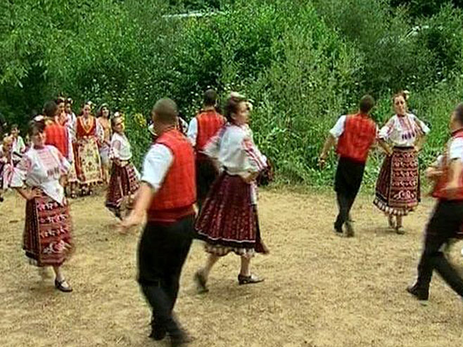 Bosilegradsko krajište igra i peva - Foto: RTS