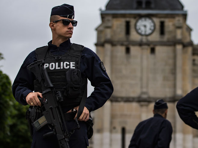 Francuska policija, arhiv (Foto:Ian Langsdon) - 