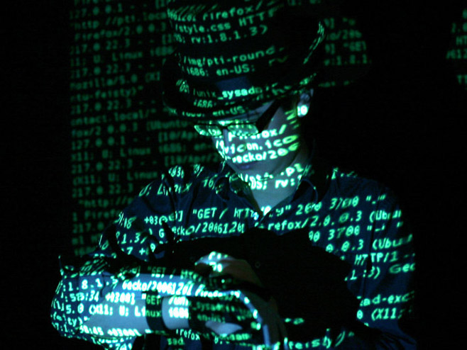 Hakerski napadi (Foto: Flickr/Brian Klug) - 