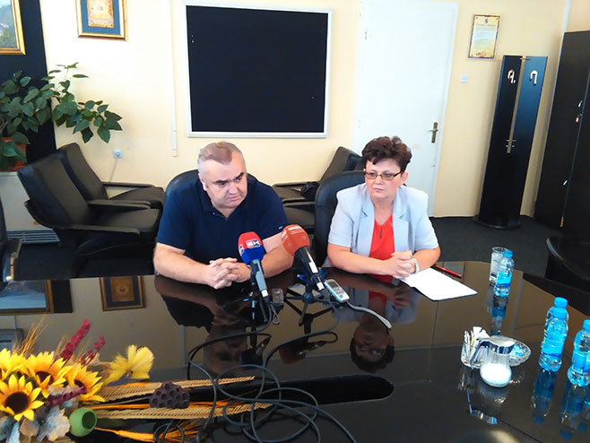 Zoran Stevanović i Spomenka Stevanović - Foto: RTRS