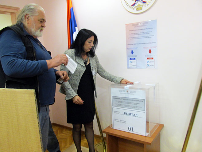 Beograd: Referendum o Danu Republike - Foto: SRNA