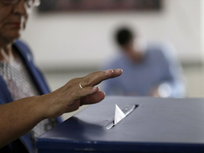Glasanje na referendumu - Foto: AP