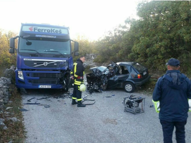 Saobraćajna nesreća na magistralnom putu Vraćenovići - Vilusi (Foto: Vijesti.me) - 