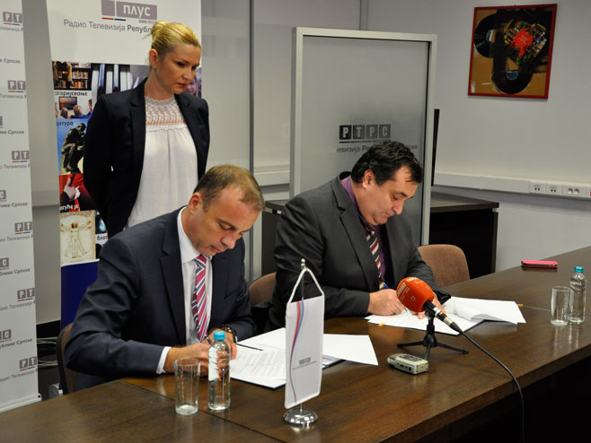 RTRS i Glas Srpske potpisali Ugovor o generalnom medijskom pokroviteljstvu manifestacije "62. Izbor 10 najboljih sportista Republike Srpske" - Foto: RTRS