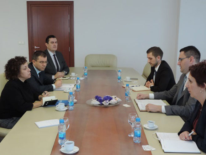 Sastanak sa rezidentnom predstavnicom UNDP u BiH i njenim zamjenikom - Foto: SRNA