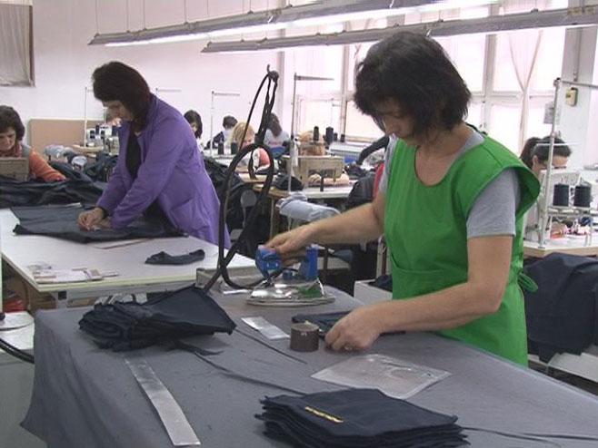 Novi Grad: tekstilci - Foto: RTRS