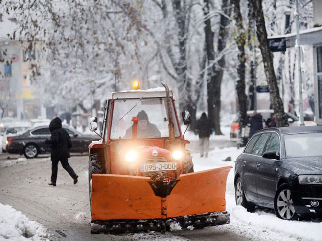 Čišćenje snijega                 (Foto:banjaluka.rs.ba) - 