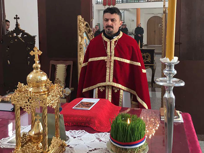 Vinkovci - Božić liturgija - Foto: SRNA