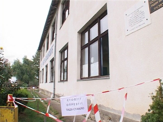 Osnovna škola "Radoje Domanović" u Osječanima kod Doboja - Foto: RTRS