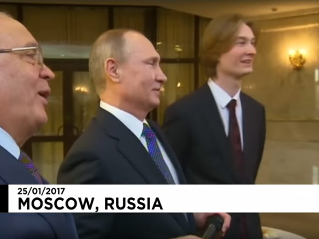Putin pjevao pred studentima o uspjesima SSSR-a u svemiru - Foto: Screenshot/YouTube