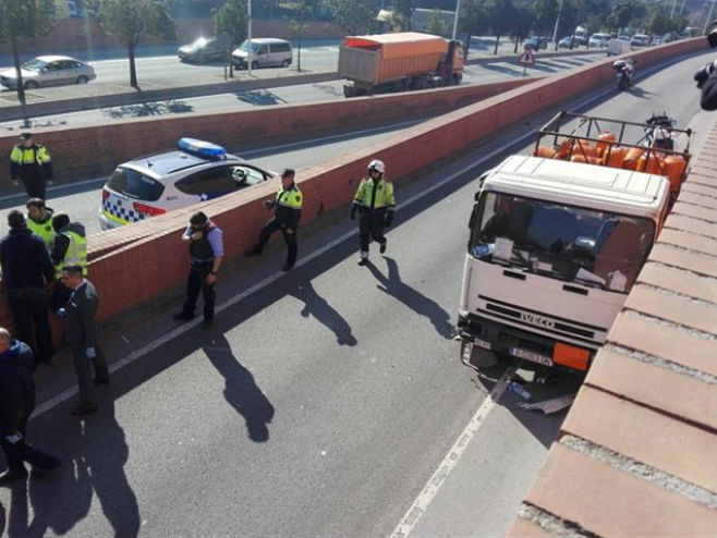 Barselona: Ukrao kamion i vozio suprotnim smjerom (Foto: europapress.es) - 
