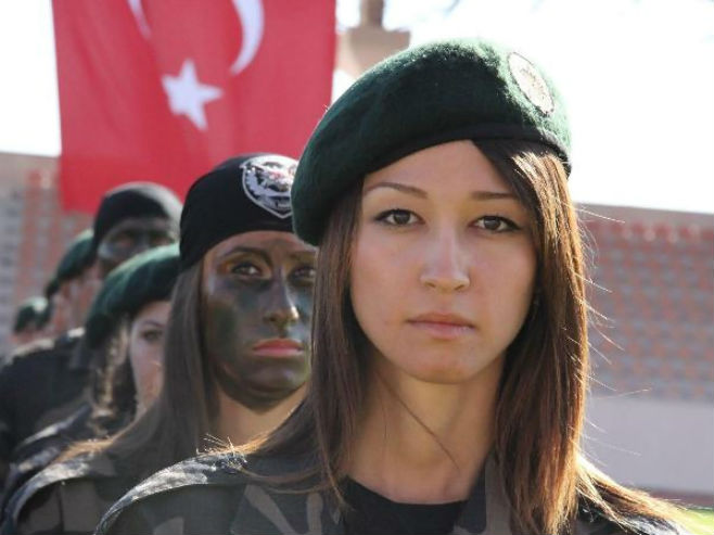 Žene u turskoj vojsci (Foto: i.imgur.com) - 