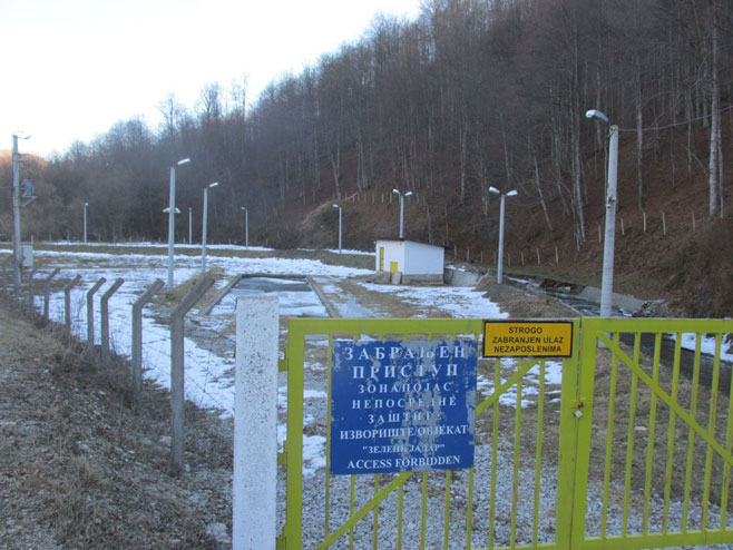 Srebrenički vodovod - led - Foto: SRNA