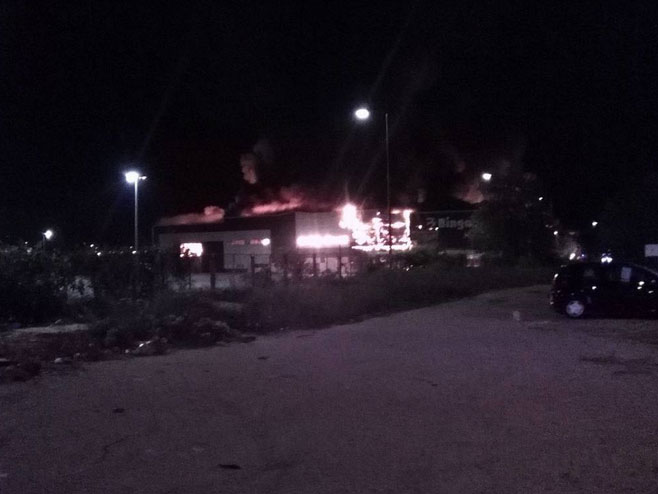 Požar u objektu Bingo u Mostaru - Foto: klix.ba