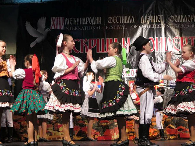Mrkonjić Grad - festival dječijeg folklora - Foto: SRNA