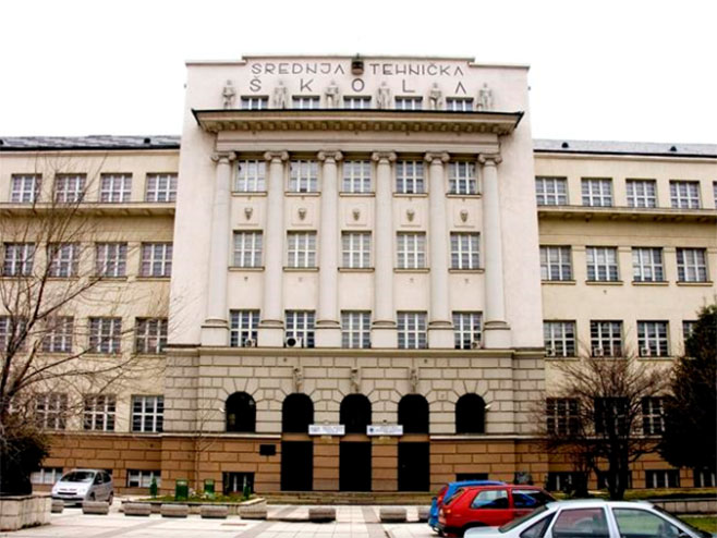 Srednja tehnička škola u Sarajevu (foto:  smts.edu.ba) - 