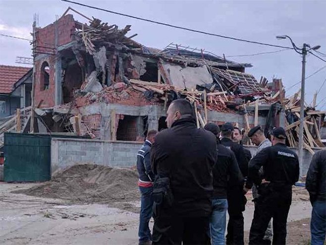 U Beogradu srušen dio nelegalnog objekta Islamske zajednice (Foto: N1) - 