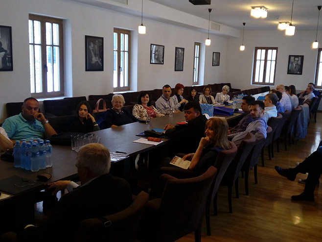 Dvodnevna naučna konferencija "Srpsko pisano nasljeđe i istorija srednjovjekovne Bosne i Huma" - Foto: SRNA