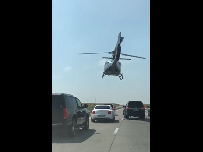 Svadba u Kazahstanu - Helikopterom po mladu - Foto: Screenshot/YouTube