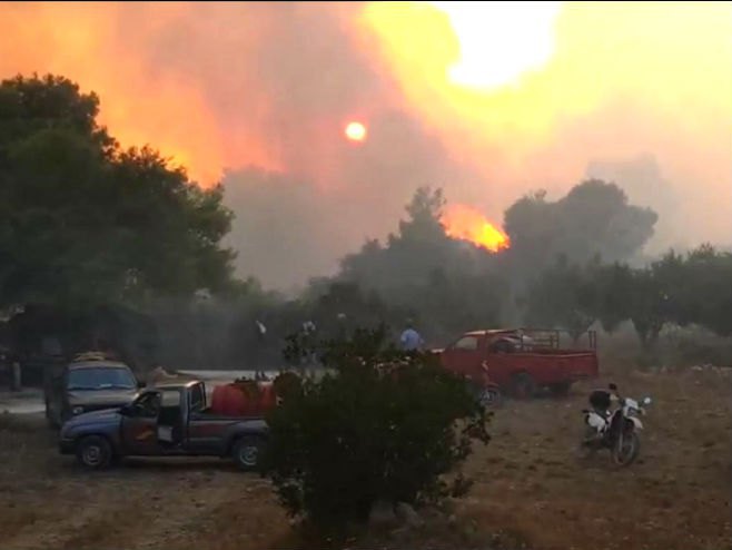 Požar na Zakintosu - Foto: Screenshot/YouTube