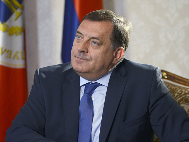 Milorad Dodik (Foto: AP Photo/ Radivoje Pavicic) - 