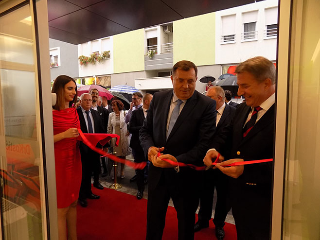 Dodik - Kostić - otvorena Specijalna bolnica - Foto: SRNA