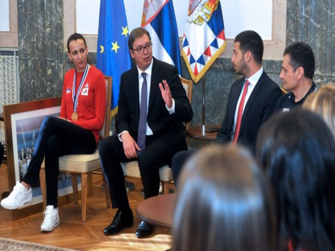 Vučić: Odbojkašice podigle ugled Srbije, želim veće nagrade za osvajače medalja (Foto: Tanjug) - 