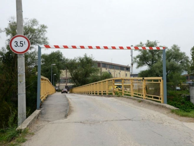 Stari, "žuti most" u Česmi (Foto: gradjevinarstvo.ba) - 