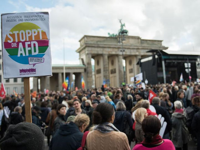 Berlin - Protesti protiv desničara - Foto: AFP