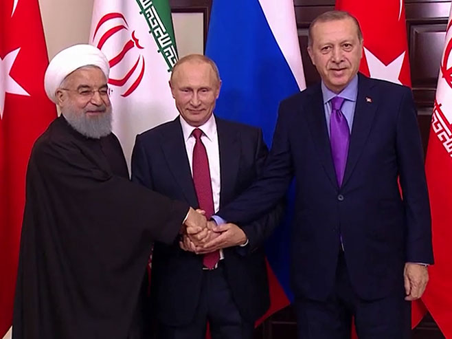 Rohani, Putin, Erdogan (foto: © VGTRK) - 