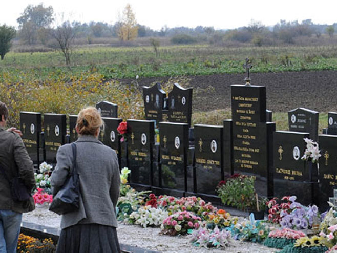Sjećanje na Srbe ubijene u Paulin Dvoru kod Osijeka - 