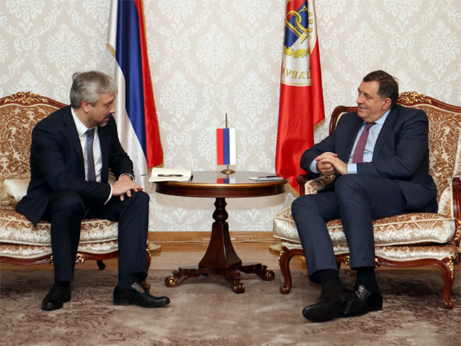 Predsjednik Republike Srpske primio delegaciju Ruske humanitarne misije - Foto: SRNA