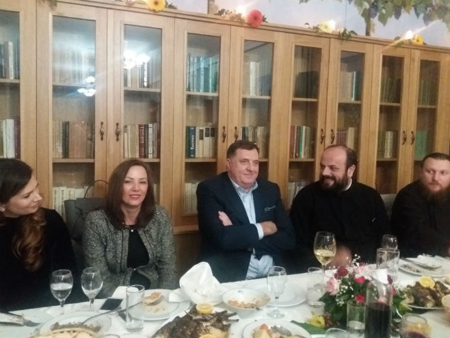 Milorad Dodik na proslavi krsne slave Eparhije zahumsko hercegovačke i primorske - Foto: SRNA
